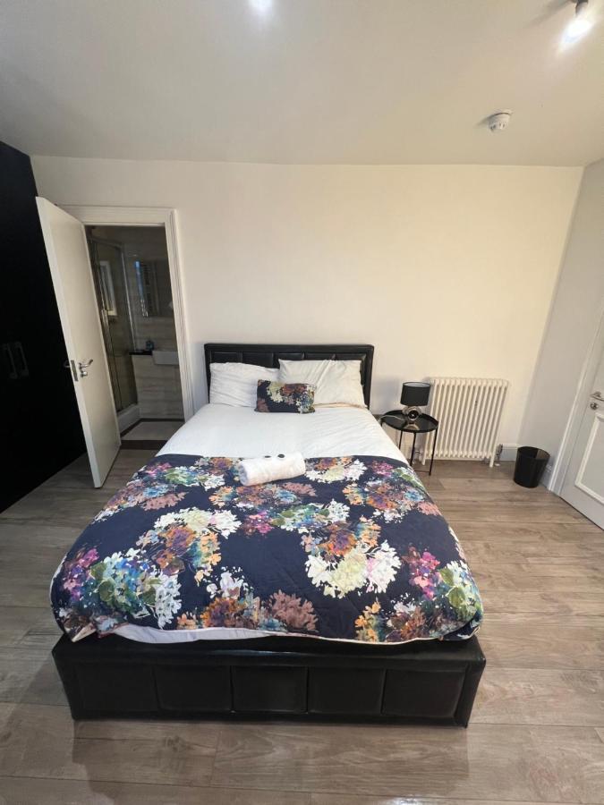Privatunterkunft Luxury Double W/ Private Bathroom Edinburgh