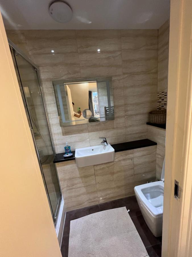 Luxury Double W/ Private Bathroom Privatunterkunft Edinburgh